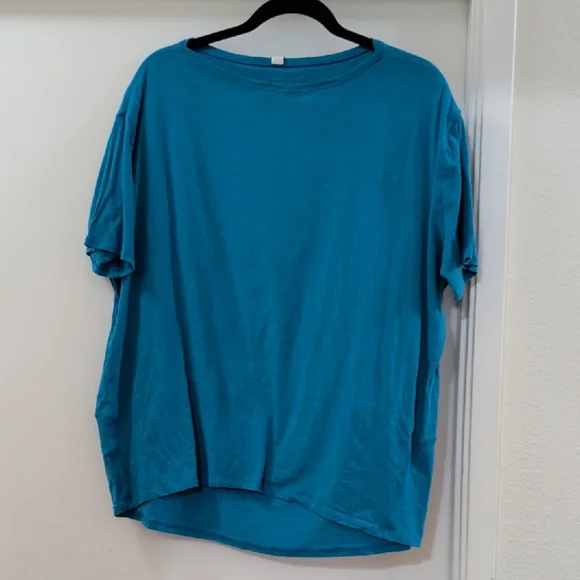 Lululemon Back In Action Short Sleeve In Heathered Poolside GUC - Picture 2 of 5